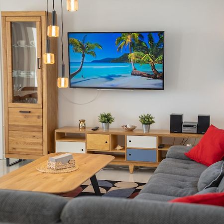Villas Royal I With Private Pool Novalja Ngoại thất bức ảnh