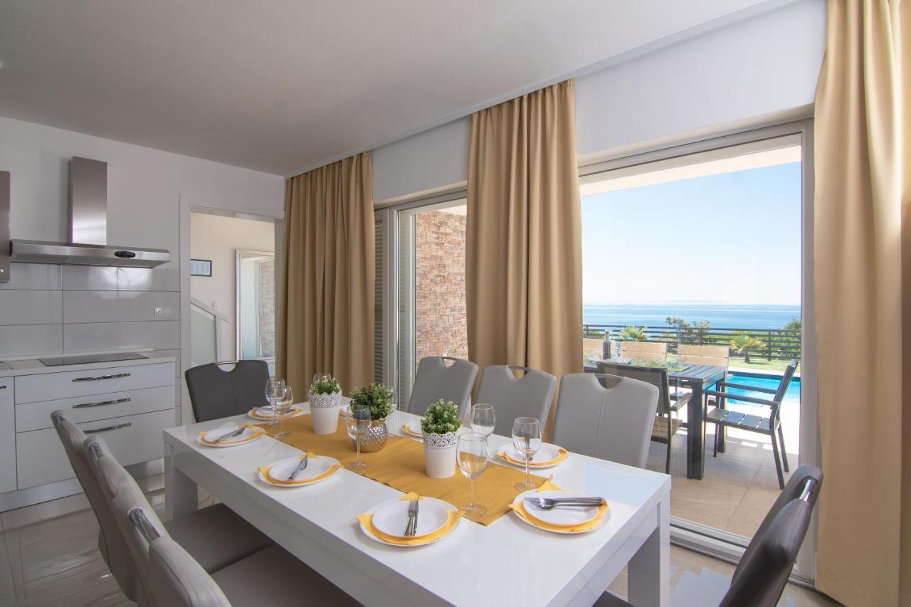 Villas Royal I With Private Pool Novalja Ngoại thất bức ảnh