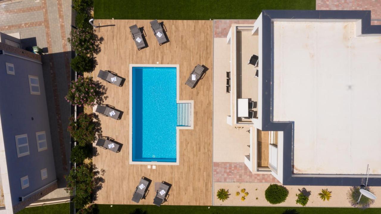 Villas Royal I With Private Pool Novalja Ngoại thất bức ảnh