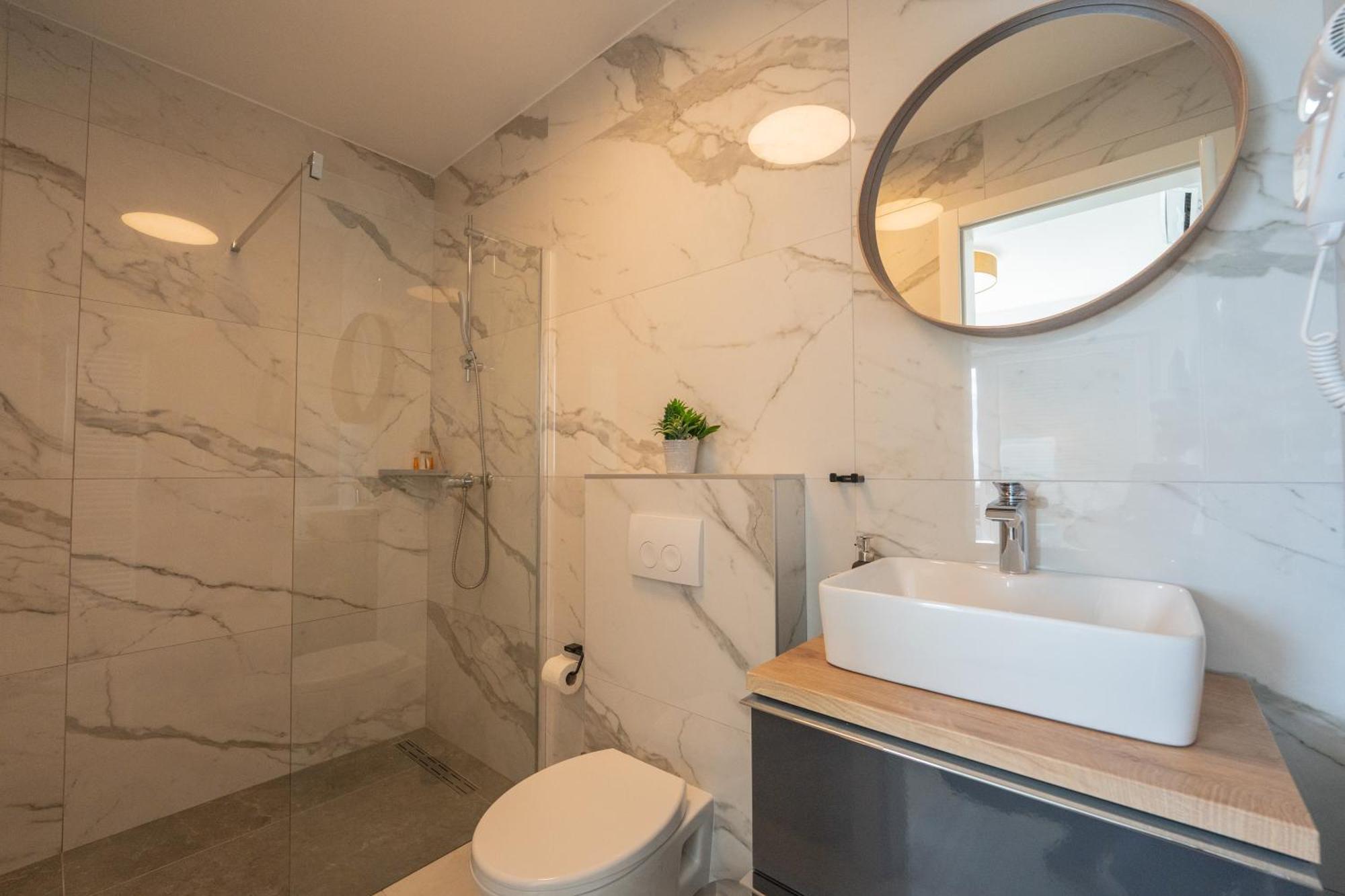 Villas Royal I With Private Pool Novalja Phòng bức ảnh
